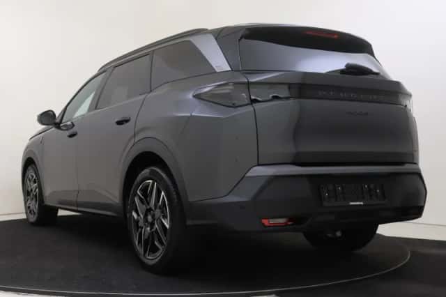 Peugeot 5008 (2025) thumbnail 4
