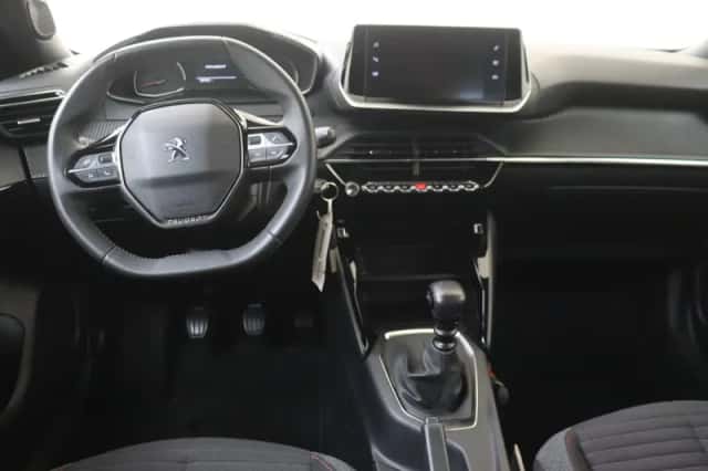 Peugeot 2008 (2023) thumbnail 5