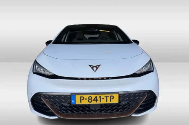 CUPRA Born (2022) thumbnail 4