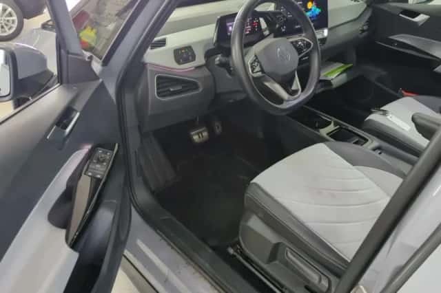 Volkswagen ID.3 (2023) thumbnail 6