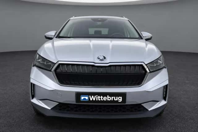 Škoda Enyaq (2022) thumbnail 4