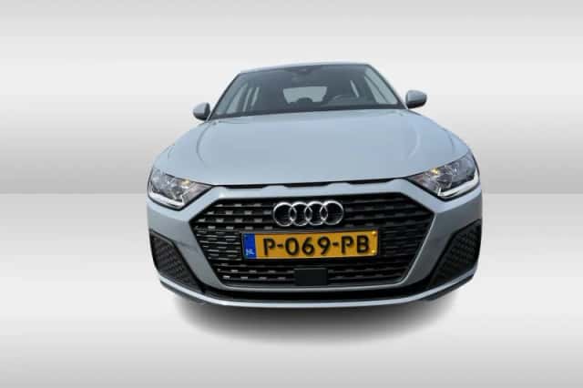 Audi A1 (2022) thumbnail 4
