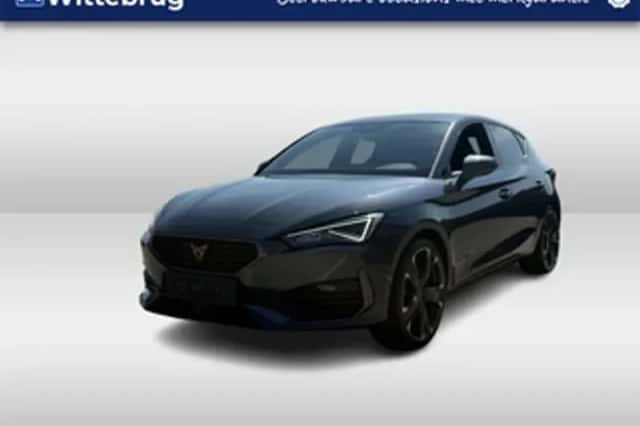 CUPRA Leon (2024) thumbnail 1