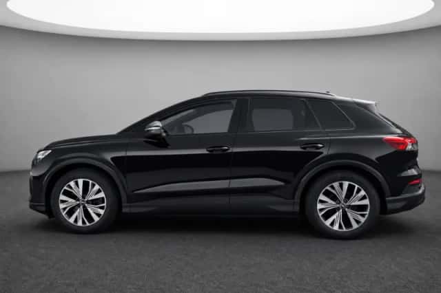 Audi Q4 e-tron (2022) thumbnail 6