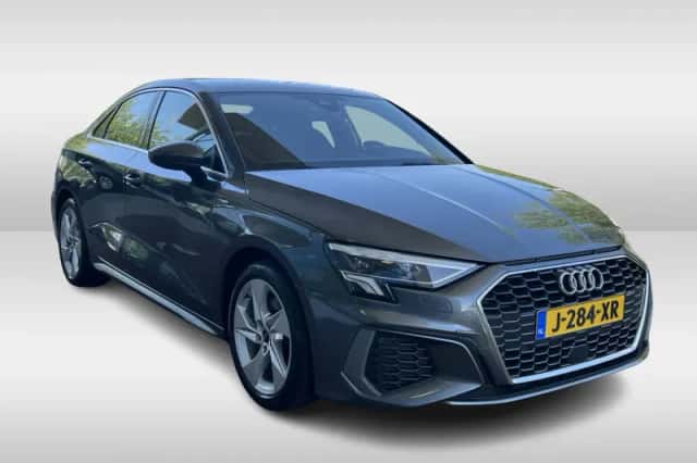 Audi A3 (2020) thumbnail 3