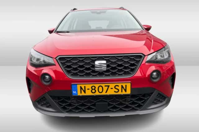SEAT Arona (2022) thumbnail 4