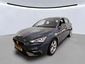 SEAT Leon (2021) thumbnail 3