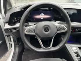 Volkswagen Golf (2022) thumbnail 13