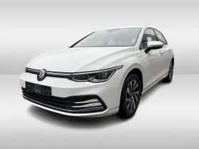 Volkswagen Golf (2022) thumbnail 3