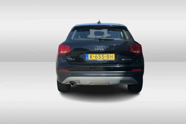 Audi Q2 (2020) thumbnail 4
