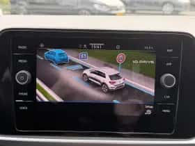 Volkswagen T-Roc (2024) thumbnail 26