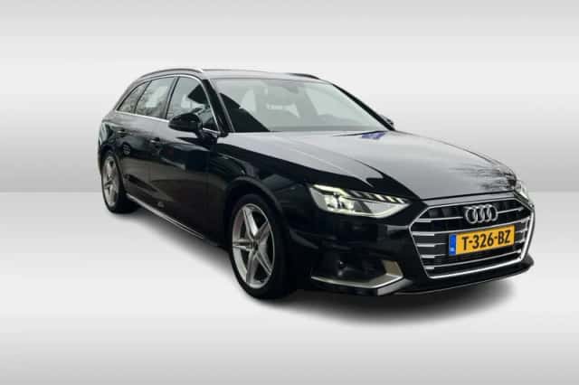 Audi A4 (2023) thumbnail 4