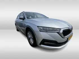 Škoda Octavia (2024) thumbnail 5