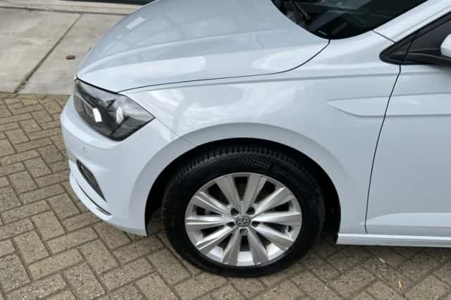 Volkswagen Polo (2021) thumbnail 6
