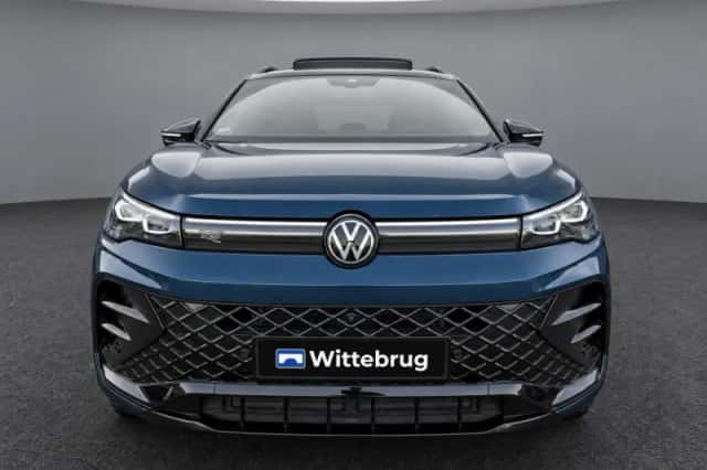 Volkswagen Tiguan (2025) thumbnail 4