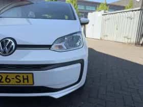 Volkswagen Up! (2019) thumbnail 28