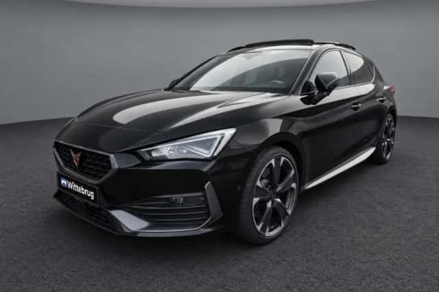 CUPRA Leon (2022) thumbnail 3