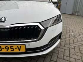 Škoda Octavia (2021) thumbnail 36