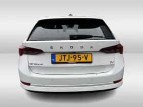 Škoda Octavia (2021) thumbnail 10