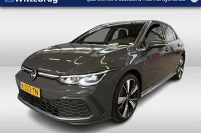 Volkswagen Golf (2021) thumbnail 1