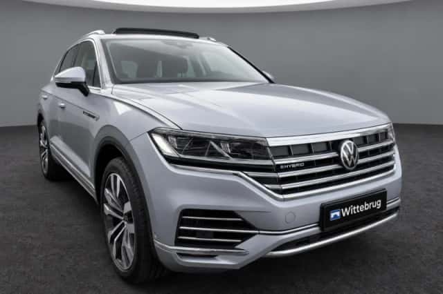 Volkswagen Touareg (2022) thumbnail 5