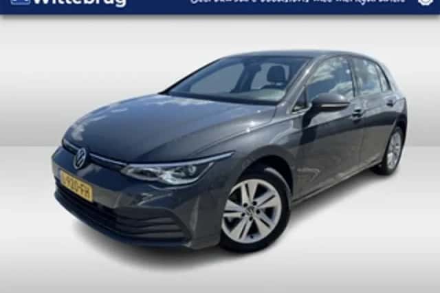 Volkswagen Golf (2021) thumbnail 1