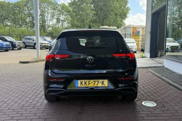 Volkswagen Golf (2026) thumbnail 6
