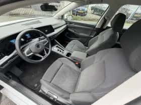 Volkswagen Golf (2021) thumbnail 26