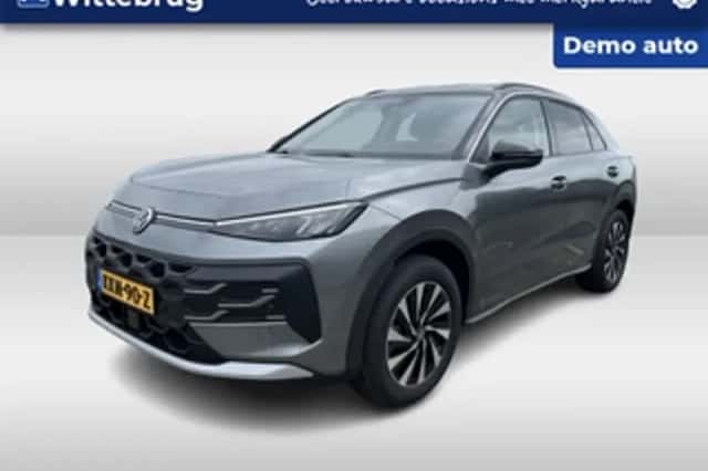 Volkswagen T-Roc (2026) thumbnail 1