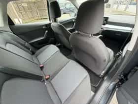 SEAT Arona (2022) thumbnail 28