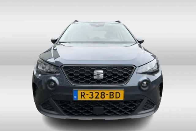 SEAT Arona (2022) thumbnail 4