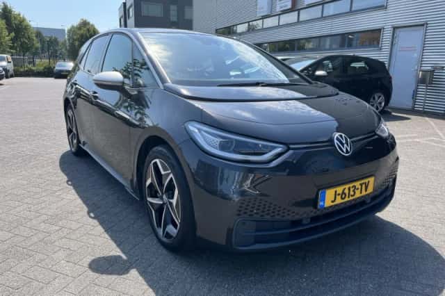Volkswagen ID.3 (2020) thumbnail 5