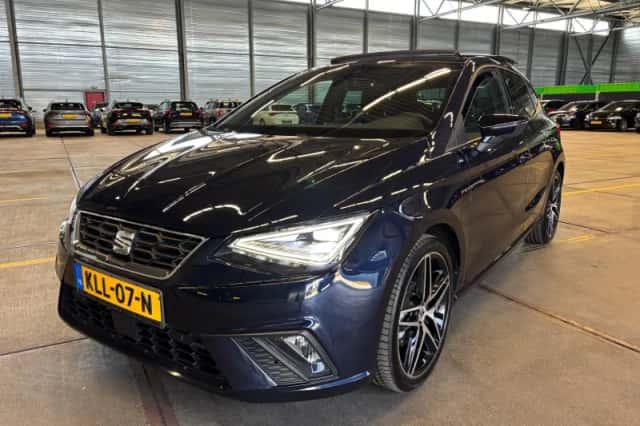 SEAT Ibiza (2022) thumbnail 4