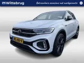 Volkswagen T-Roc (2024) thumbnail 1