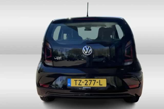 Volkswagen Up! (2018) thumbnail 4