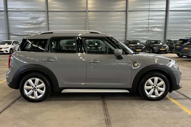 MINI Countryman (2020) thumbnail 6