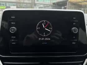 Volkswagen T-Roc (2023) thumbnail 23