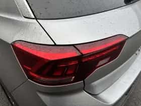 Volkswagen T-Roc (2023) thumbnail 33