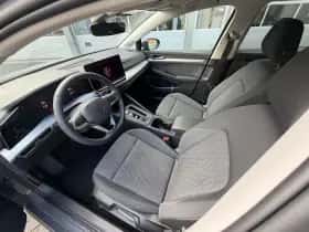 Volkswagen Golf (2025) thumbnail 29