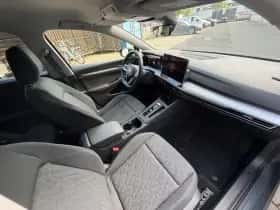 Volkswagen Golf (2025) thumbnail 32