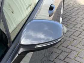 Volkswagen Golf (2025) thumbnail 35