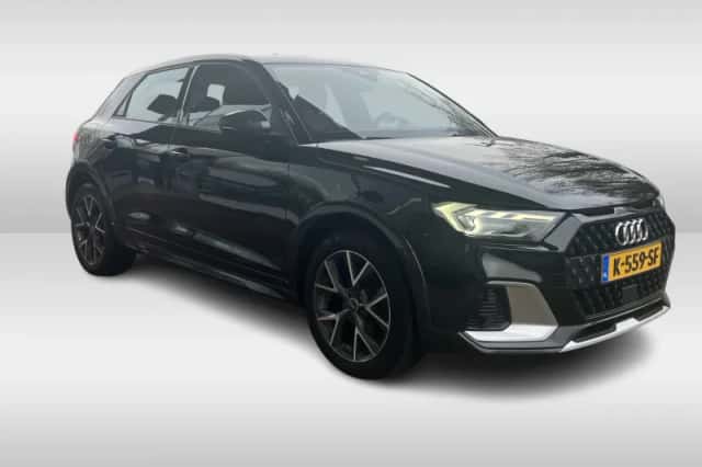 Audi A1 (2021) thumbnail 3
