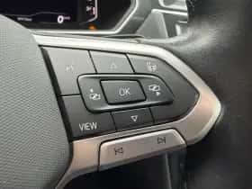Volkswagen Tiguan (2022) thumbnail 15