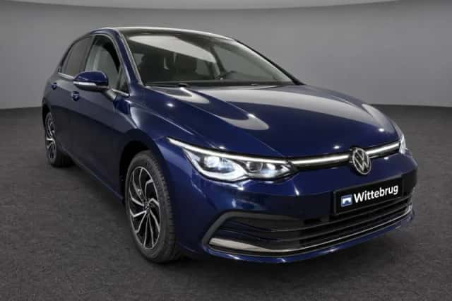 Volkswagen Golf (2022) thumbnail 5