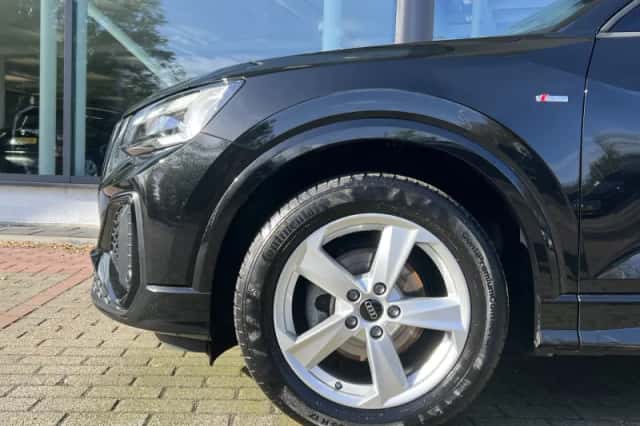 Audi Q2 (2025) thumbnail 6