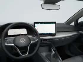 Volkswagen Golf (2025) thumbnail 6