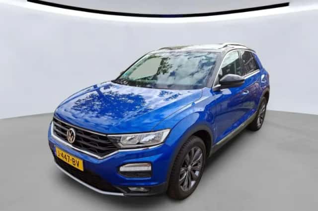 Volkswagen T-Roc (2020) thumbnail 3