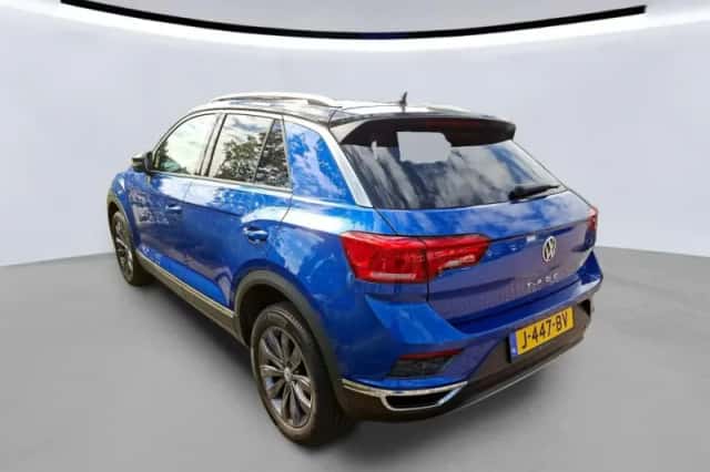 Volkswagen T-Roc (2020) thumbnail 6