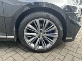 Volkswagen Passat (2021) thumbnail 12