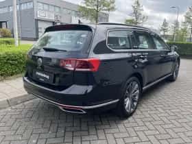 Volkswagen Passat (2021) thumbnail 9